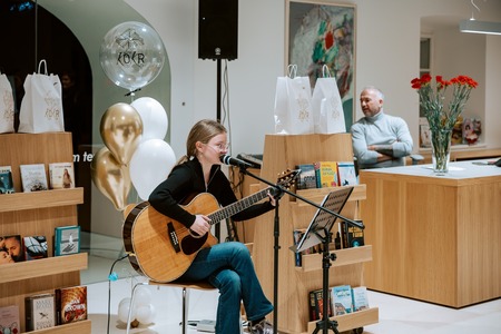 Knjižnica »odprla« nova vrata mladim